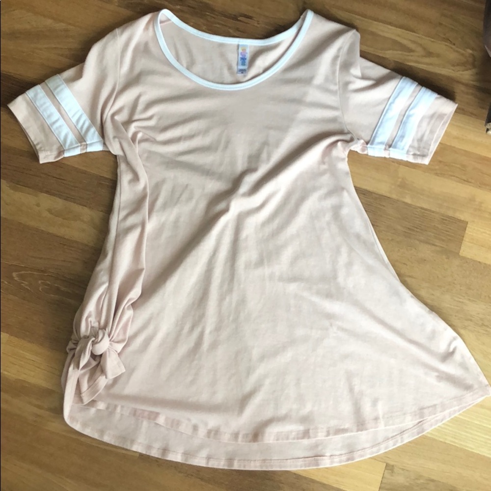 LulaRoe blush pink Perfect Tee